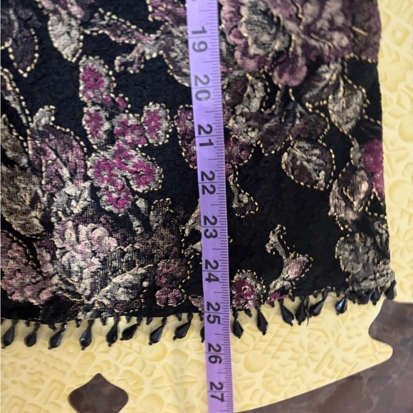 Dressbarn Black and Purple Long Sleeve Blouse with V-Neck 2 Piece set - Picture 14 of 15